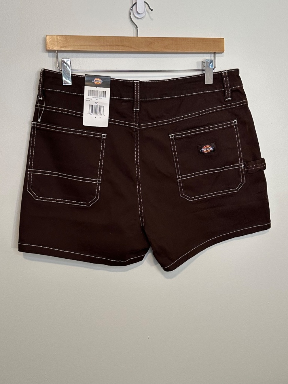 Dickies Shorts High Rise Women’s Size 30 Brown White Stitching NWT - Picture 2 of 5